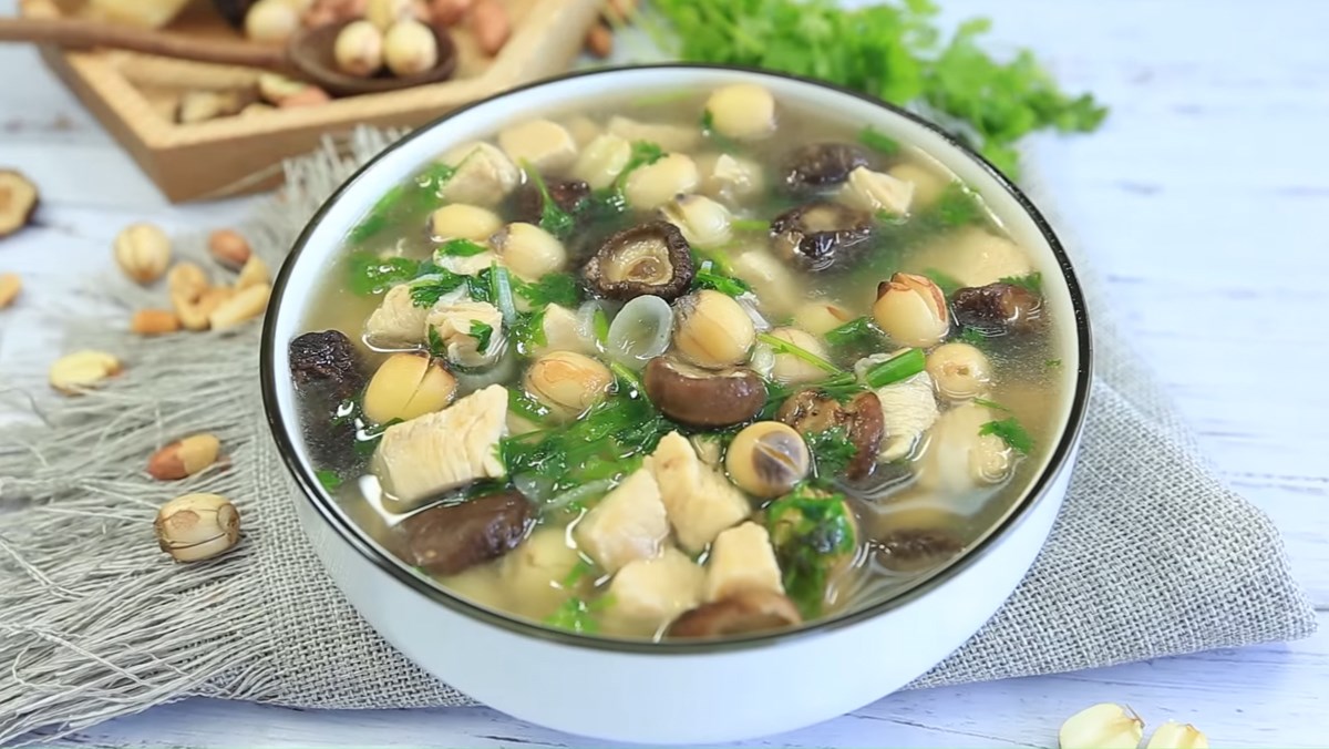 Canh sấu giảm buồn nôn