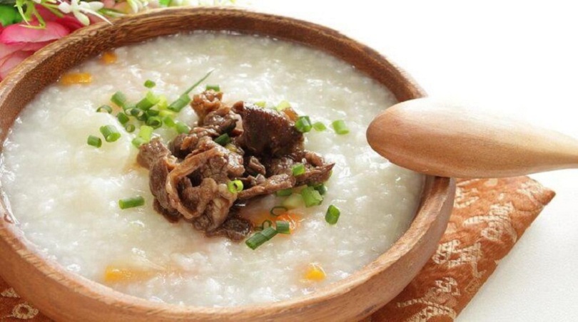 Cháo thịt bò, khoai tây, cà rốt